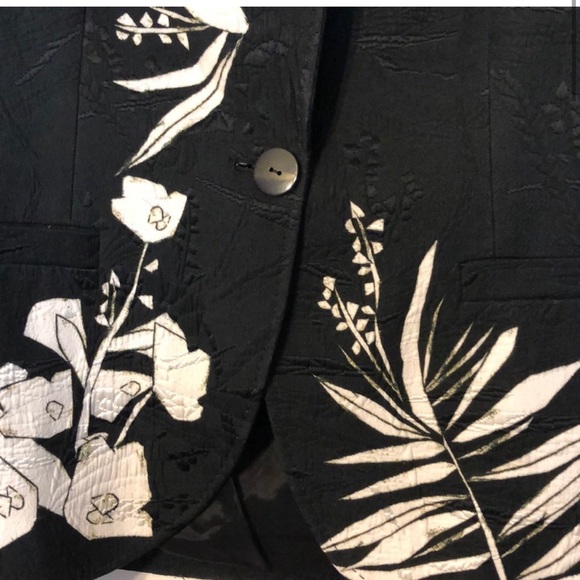 NWT Escada blazer size 38/8 - Picture 2 of 4